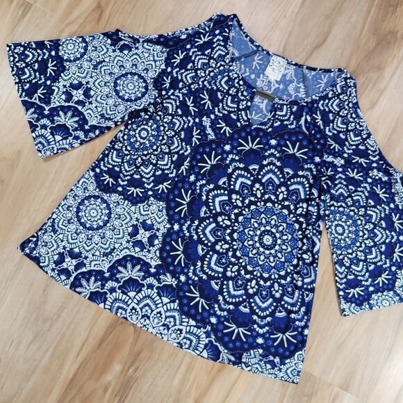 💛Naif Blue & White Mandala Print Cold Shoulder Blouse Medium - Picture 1 of 10